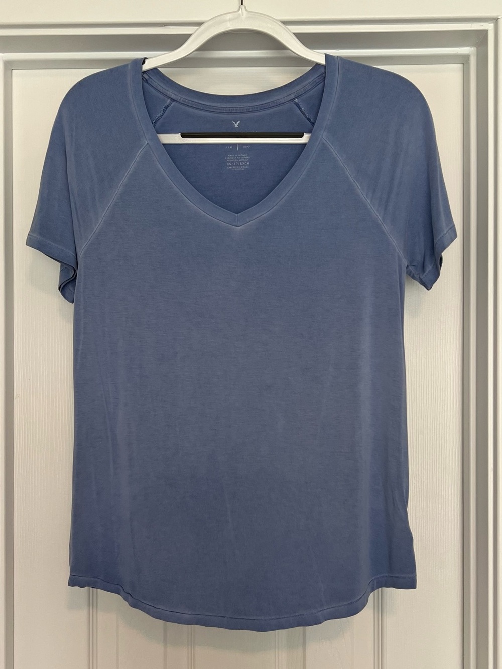 American Eagle Outfitters V-Neck - Slate Blue